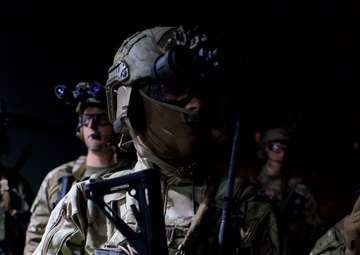 Alaska Air National Guard trains with Coast Guard at Air Station Kodiak