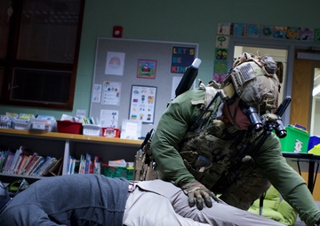 Alaska Air National Guard trains with Coast Guard at Air Station Kodiak