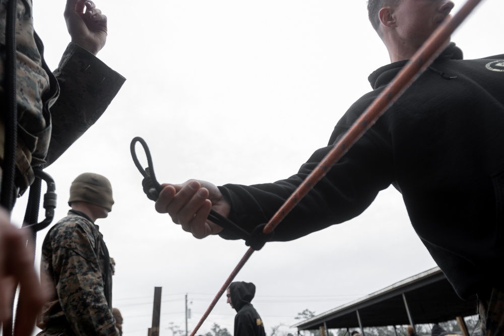 II MEF EOTG Instructors Evaluate Assault Climbers Course.