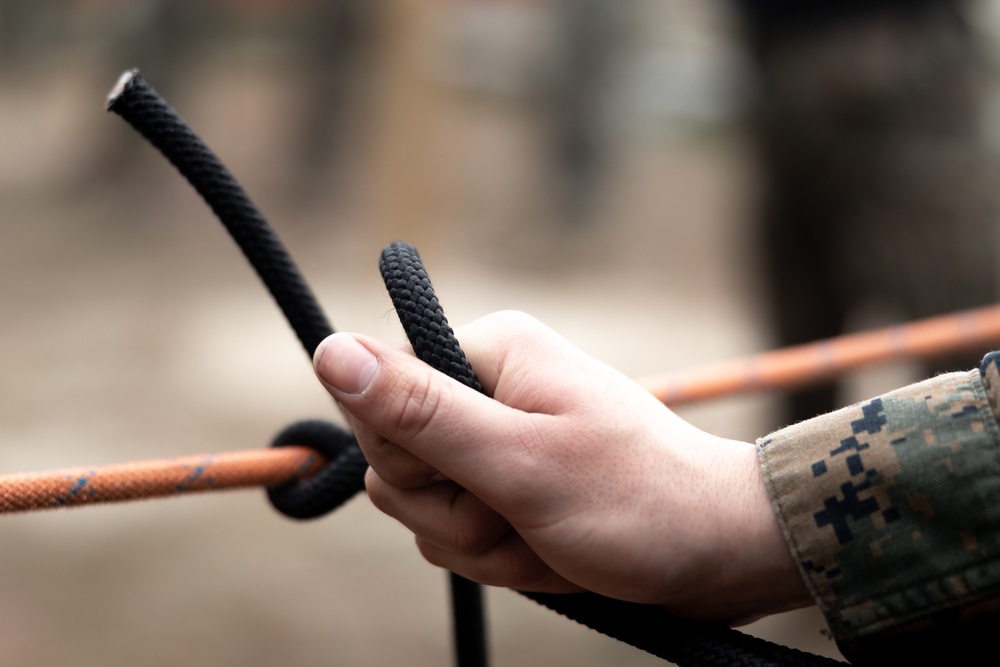 II MEF EOTG Instructors Evaluate Assault Climbers Course.