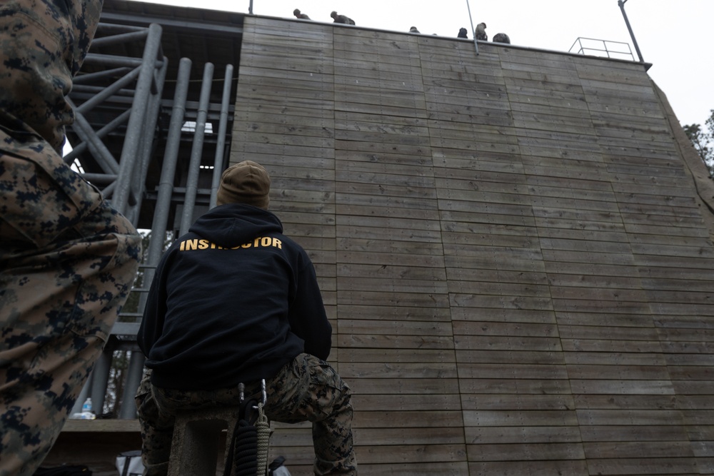 II MEF EOTG Instructors Evaluate Assault Climbers Course.