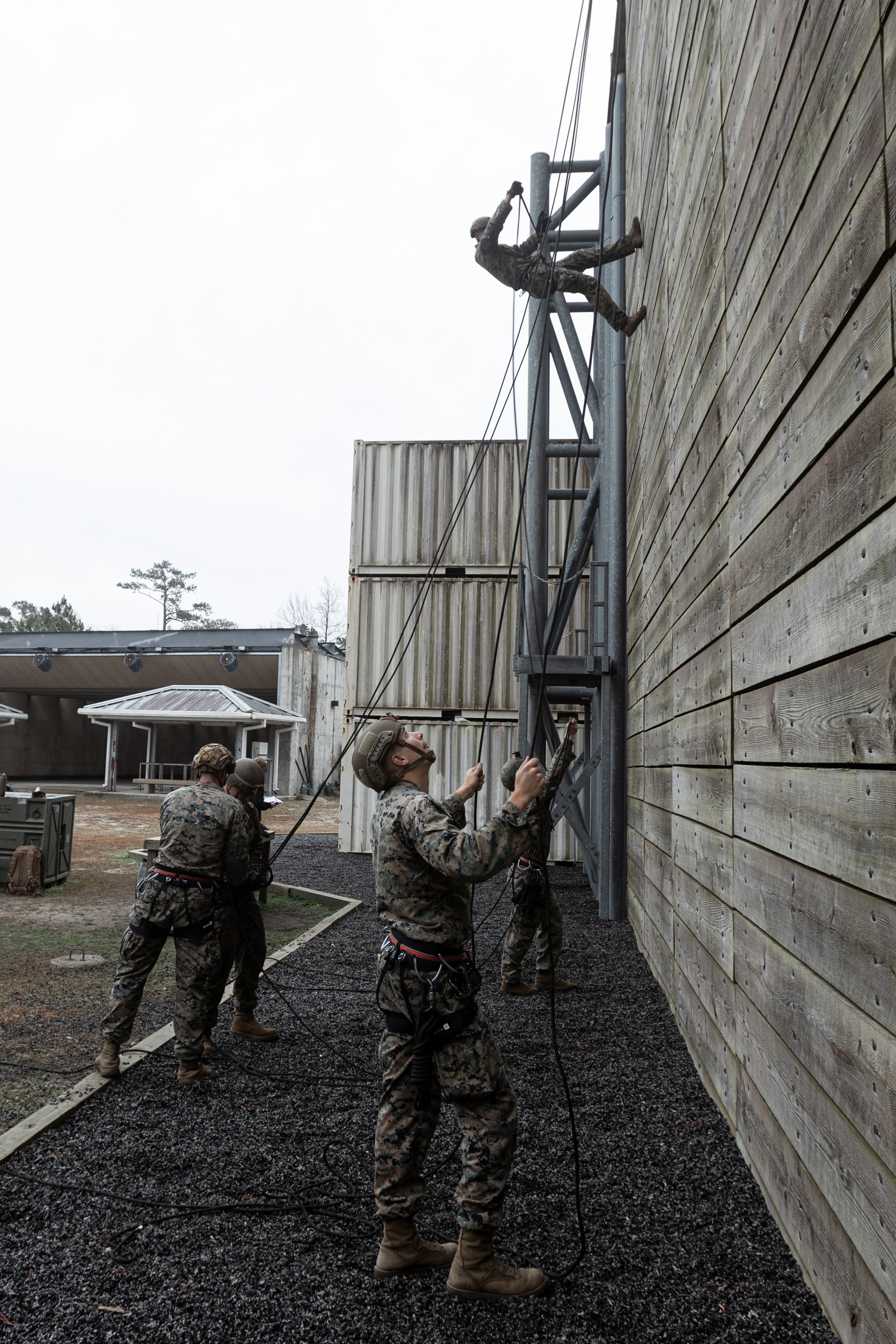 DVIDS - Images - II MEF EOTG Instructors Evaluate Assault Climbers