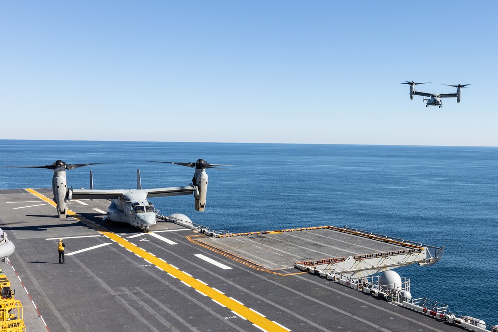 26th MEU Conducts Flight Operations Aboard USS Bataan