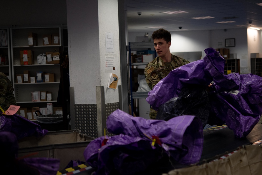 NSPO prepares mail for customers