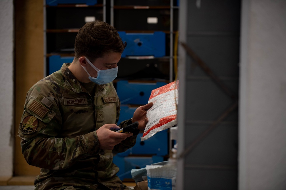 NSPO prepares mail for customers