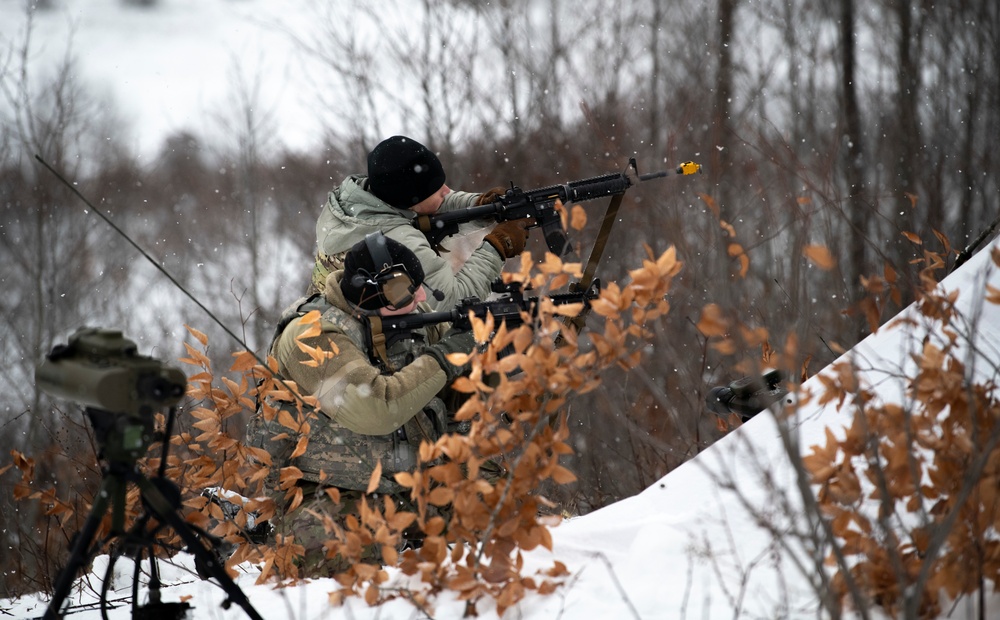 120th Field Artillery Regiment forward observers respond to simulated attacks at Northern Strike 23-1