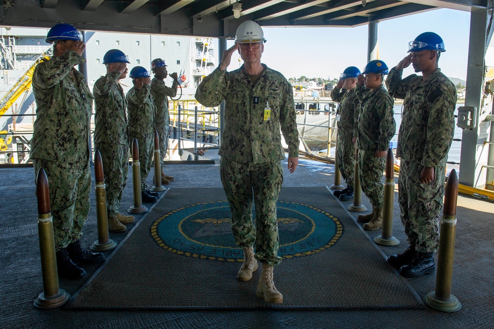 Rear Adm. Wettlaufer visits Frank Cable
