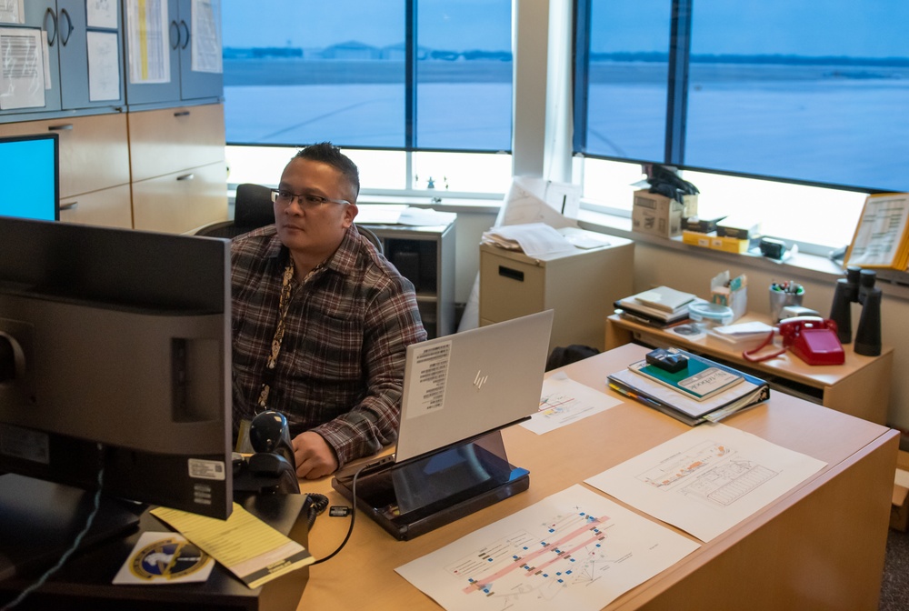 Cleared for takeoff: A behind-the-scenes look at how base keeps flightline open during winter weather