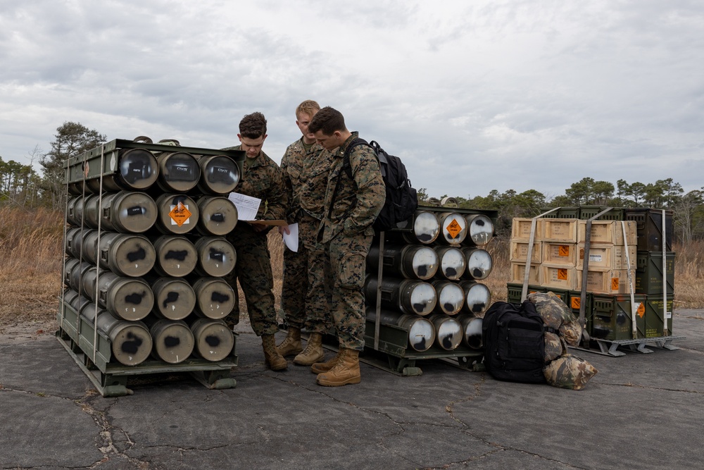 Distributed Aviation Operations Exercise 1 - Ospreys and Super Stallions deliver equipment