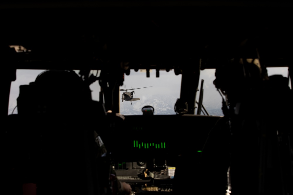 UH-60 Black Hawk Helicopters perform Airborne Operation