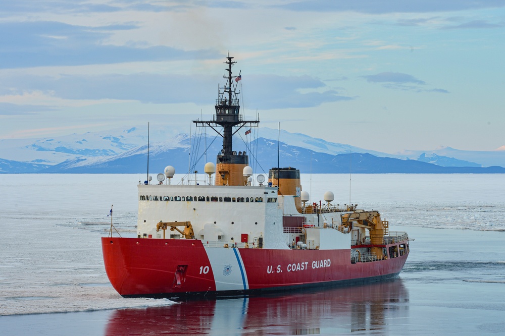 USCGC Polar Star (WAGB 10)