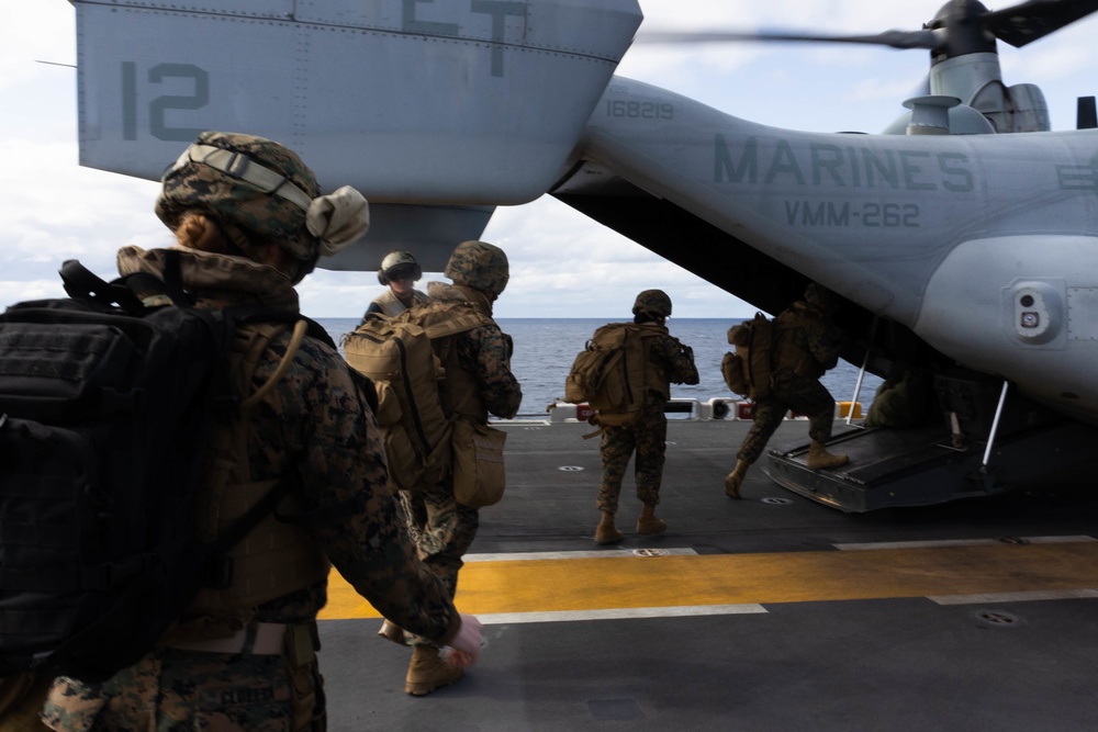 31st MEU conducts Casualty Care, Extraction