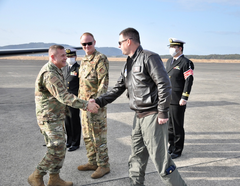 5th AF DCOM visits JMSDF Kanoya Air Base
