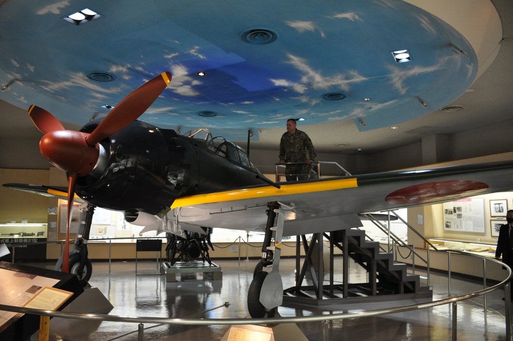 5th AF DCOM visits JMSDF Kanoya Air Base