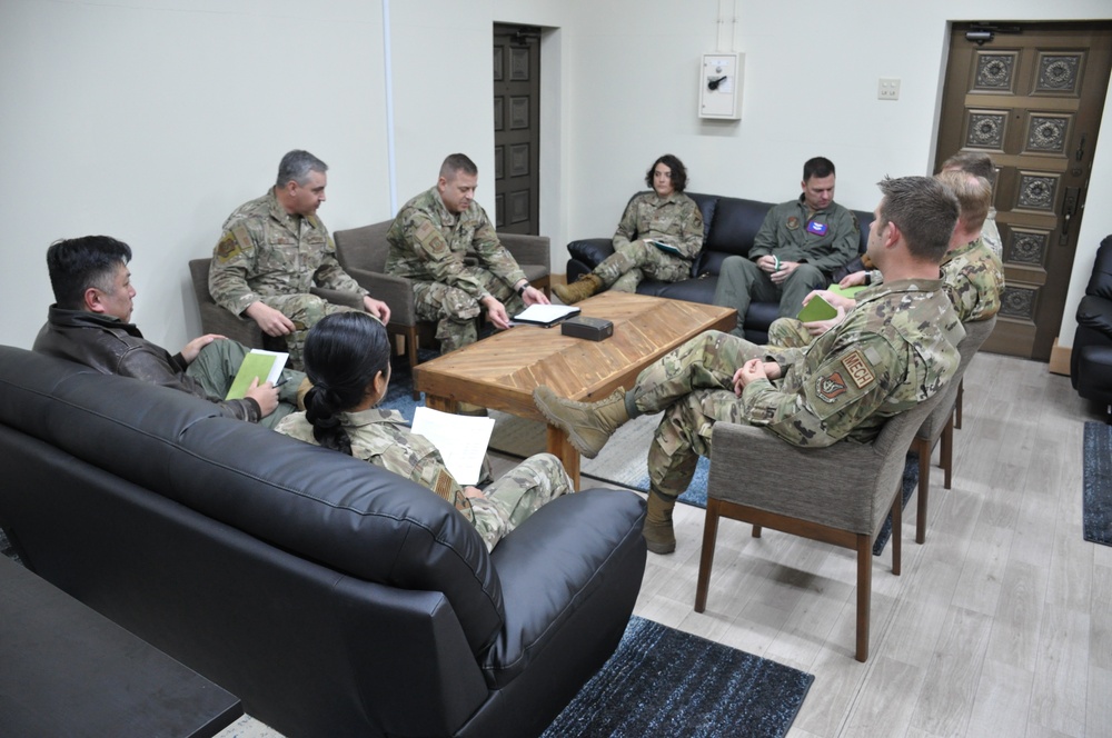 5th AF DCOM visits JMSDF Kanoya Air Base