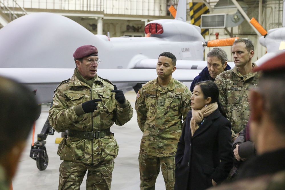 United Nations Command Deputy Commander Visits 2nd Combat Aviation Brigade