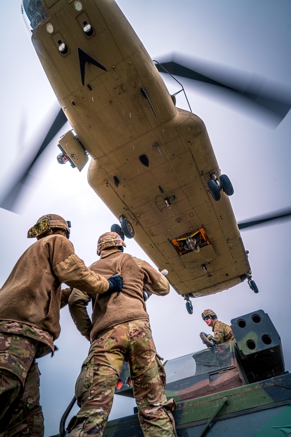 Air assault training for Avengers: U.S. air defenders complete sling load operations in Romania