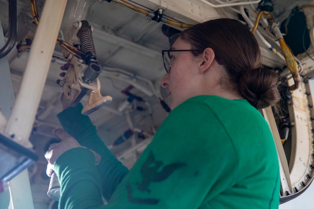 Daily Operations Aboard USS George H.W. Bush (CVN 77)