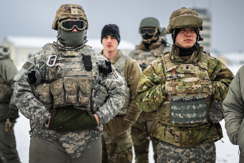 120th Field Artillery Regiment prepares for sling load training