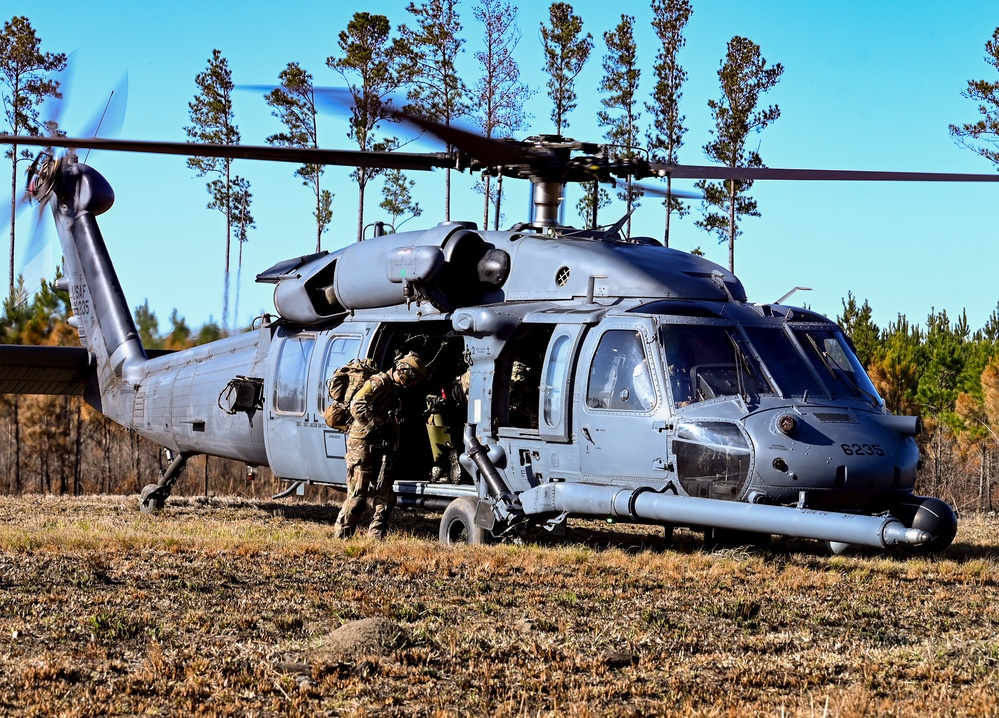 165th ASOS supports Combat Search and Rescue during exercise Sunshine Rescue