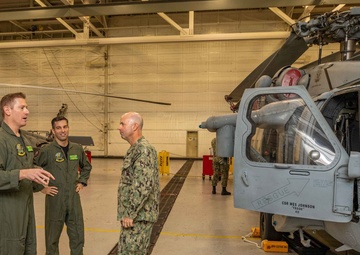 USFFC VADM Kilby Visits Dragonslayers