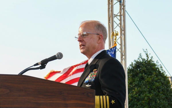 Adm. Caudle Visits Naval Nuclear Power Training Command