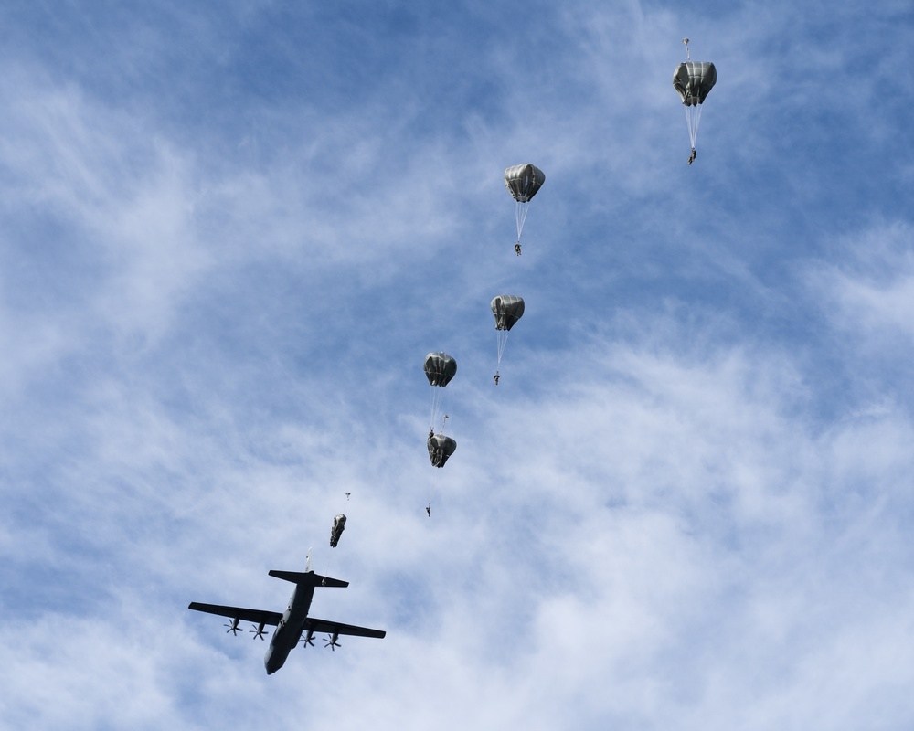 173rd Airborne Brigade Paratroopers Conduct Airborne Operations