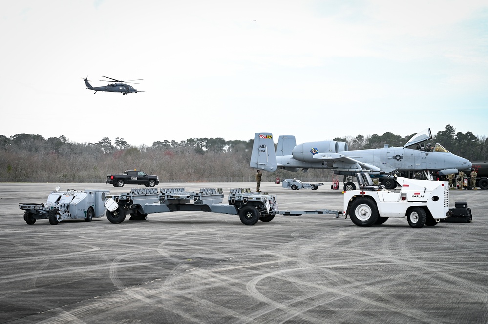 175th Wing and 920th Rescue Wing conduct integrated combat turns during exercise Sunshine Rescue