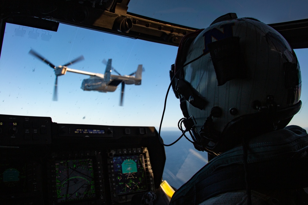 VRM 30 conducts a mid-flight refueling