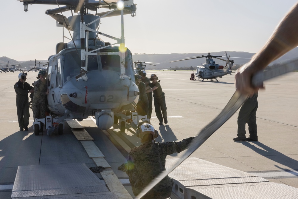 Marine Light Attack and Utility Helicopters Demonstrate Joint Expeditionary Capabilities with Air Force Transport Aircraft