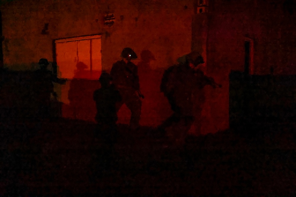 2nd Battalion, 1st Marines conduct Raid Leaders Course night raid