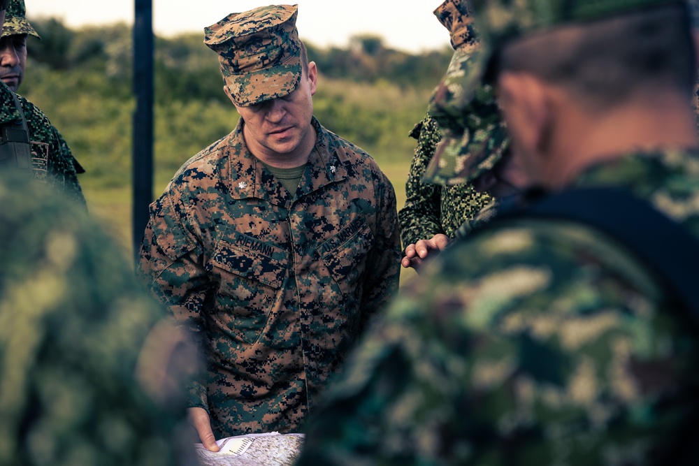 U.S. Marines Visit Colombian Naval Base Turbo