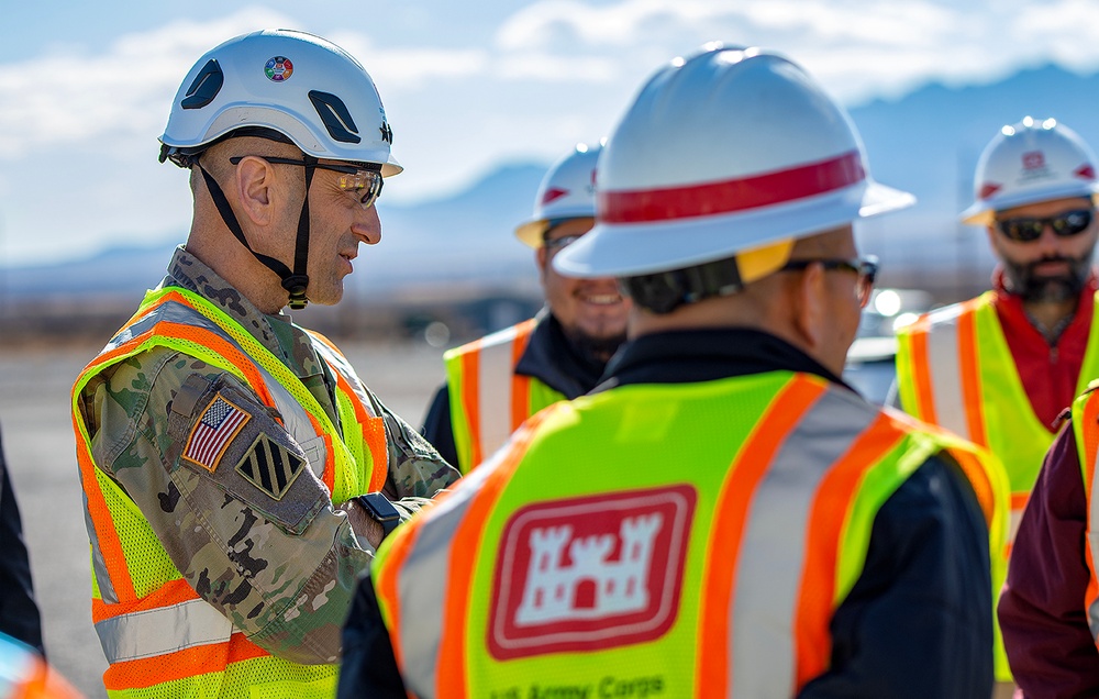Army’s Chief of Engineers visits USACE projects in the Southwest
