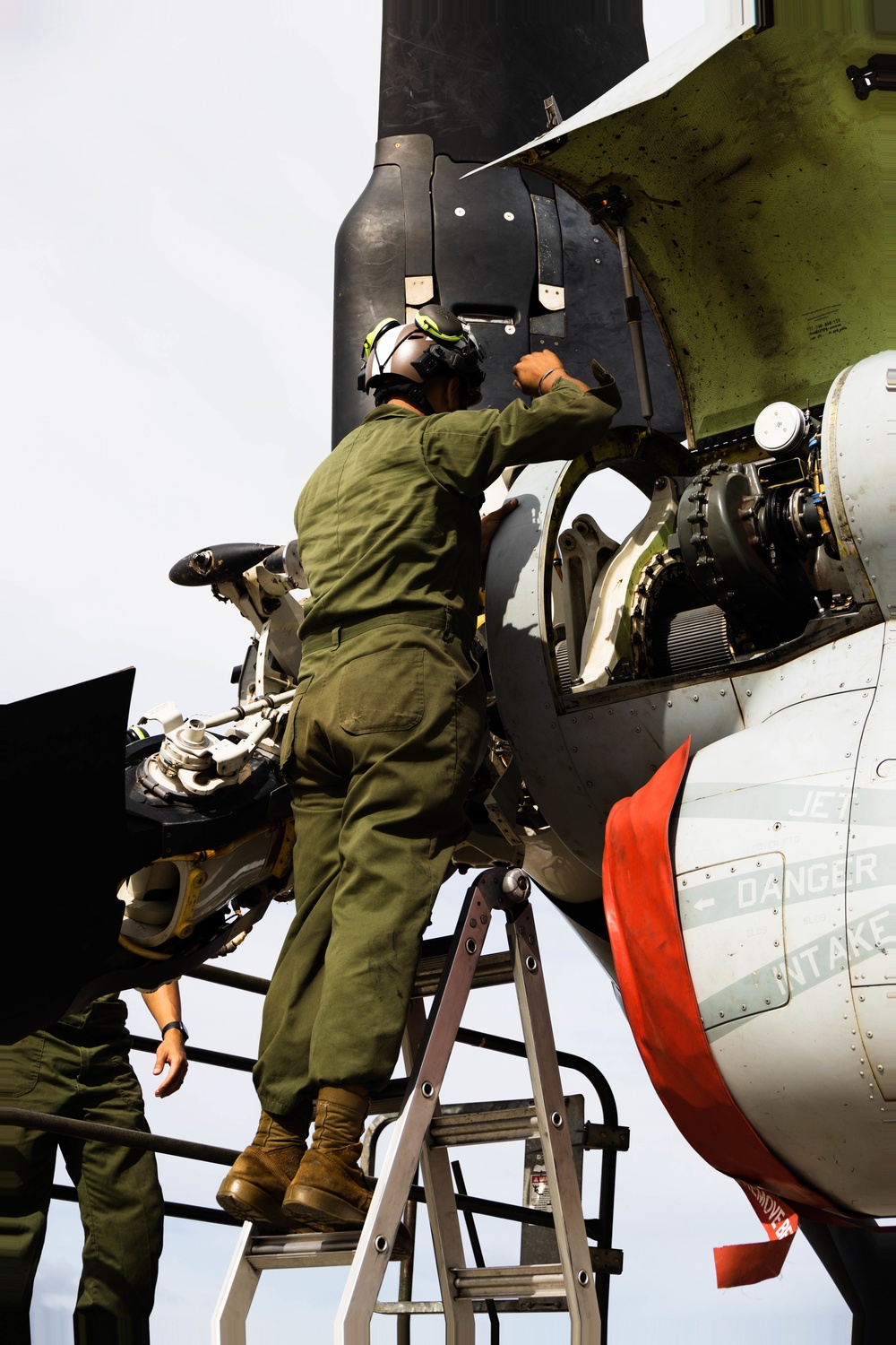 VMM-363 Osprey Maintenance