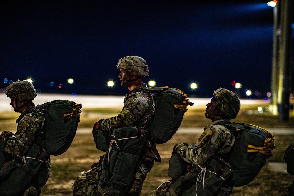 Paratroopers Board C-17 during Operation Falcon Blitz