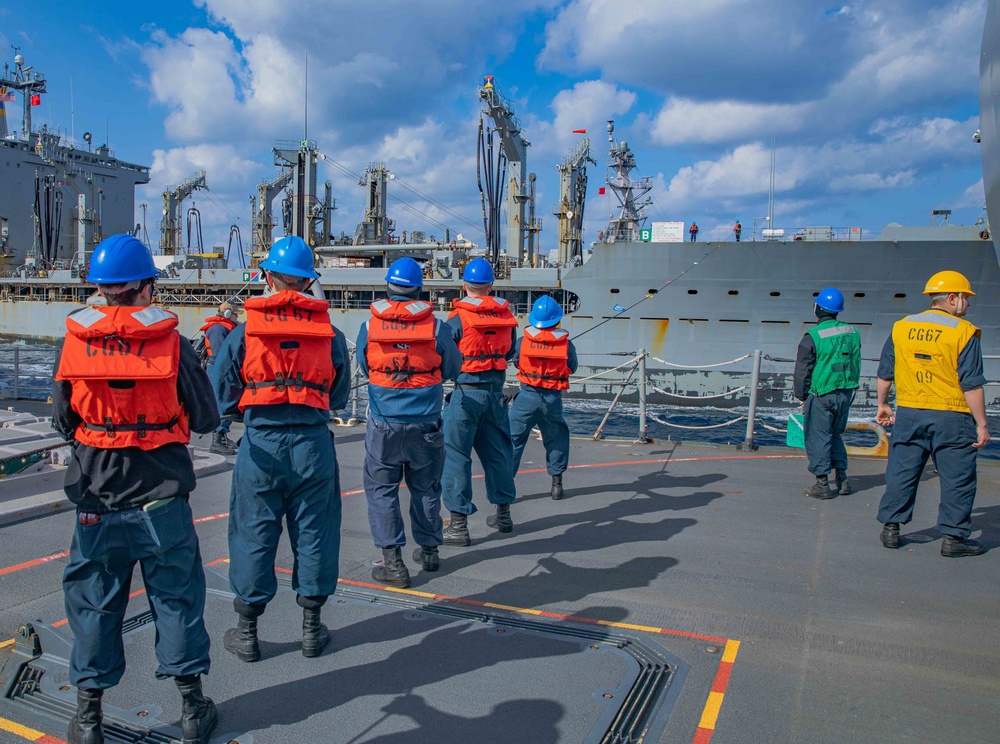 USS Shiloh (CG 67) Fueling-At-Sea