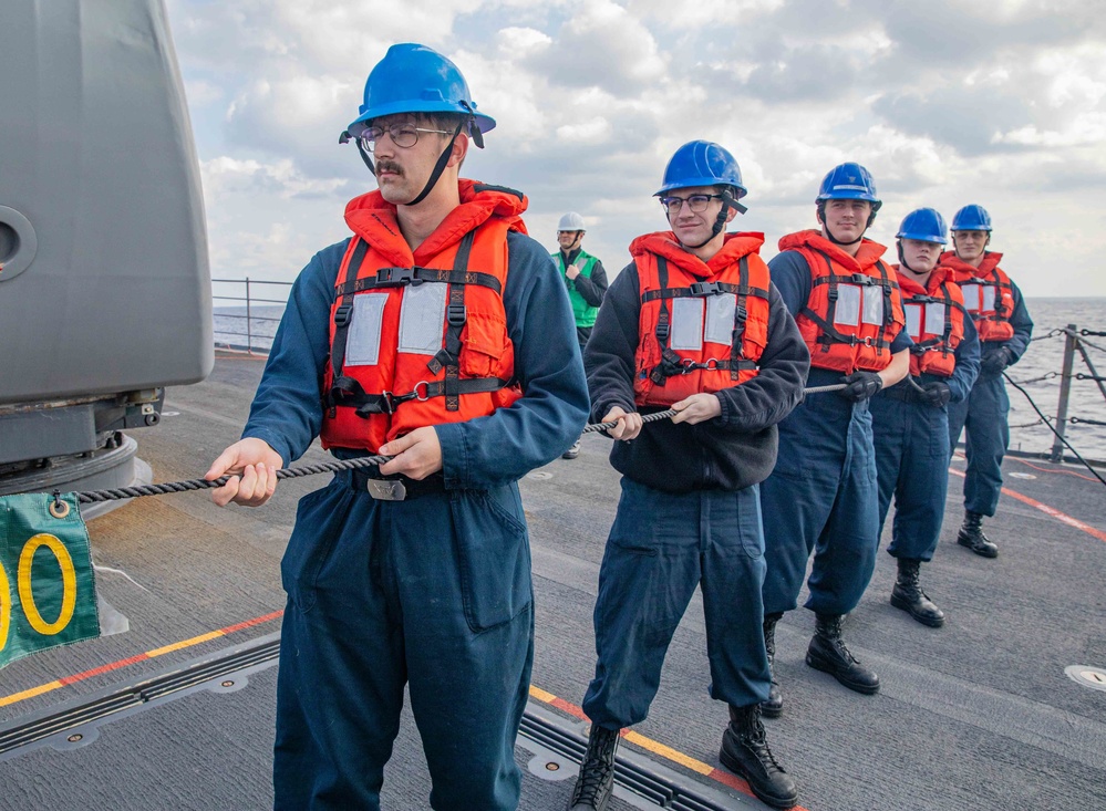 USS Shiloh (CG 67) Fueling-At-Sea