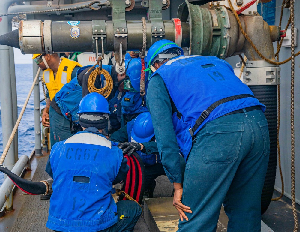 USS Shiloh (CG 67) Fueling-At-Sea