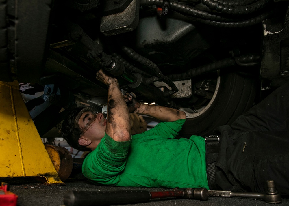 Daily Operations Aboard USS George H.W. Bush (CVN 77)