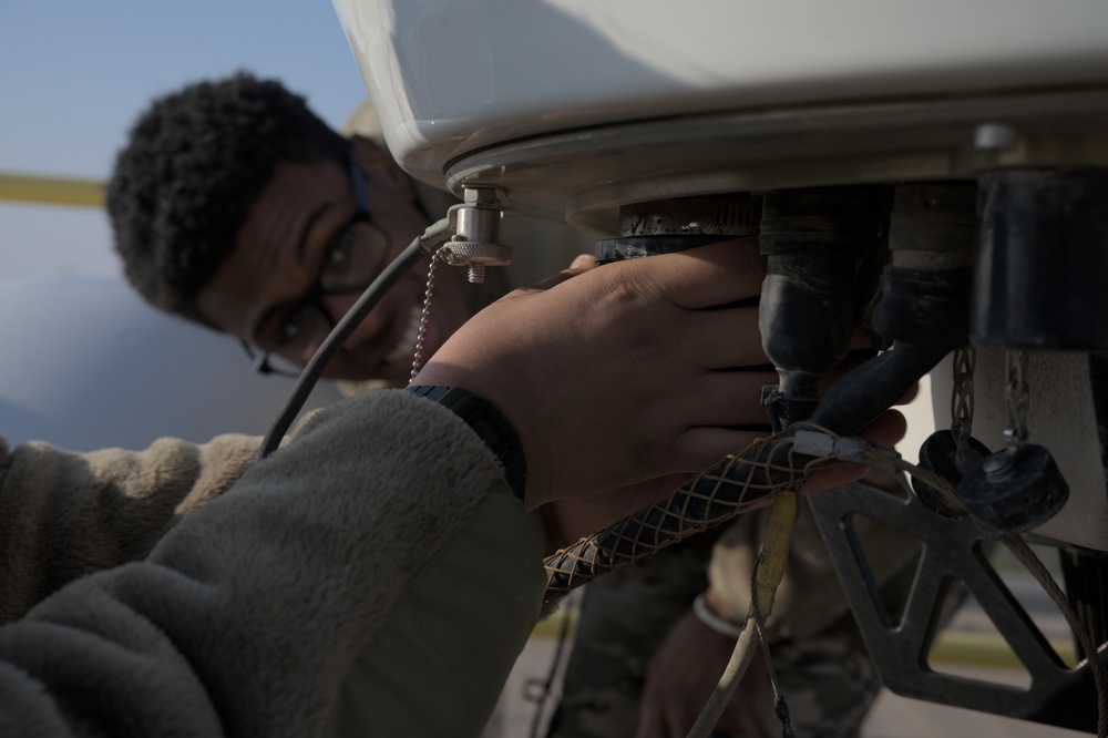 407th EOSS Weather Airmen Inspect Equipment