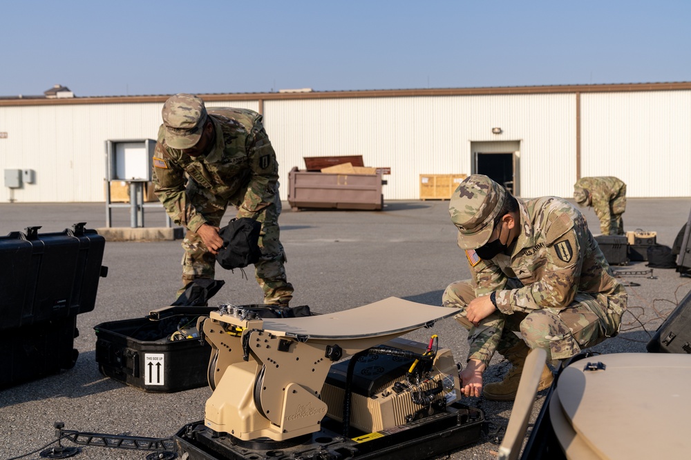 Signaleers setup for signal communication training