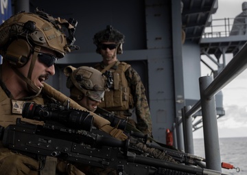 31st MEU Marines Rapid Response Operations Drill