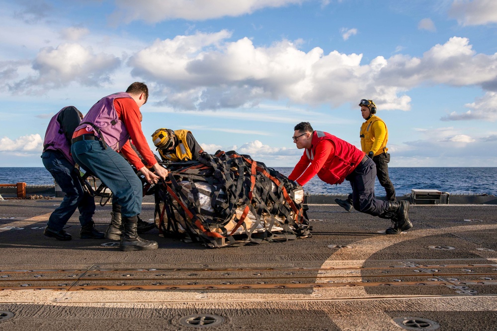 USS Leyte Gulf (CG 55) Daily Operations