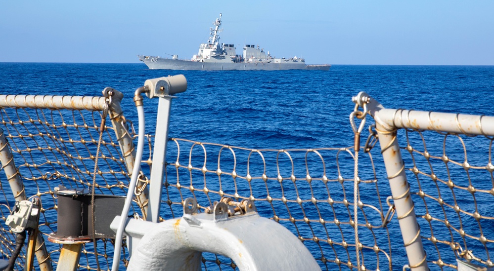 USS Benfold conducts underway operations