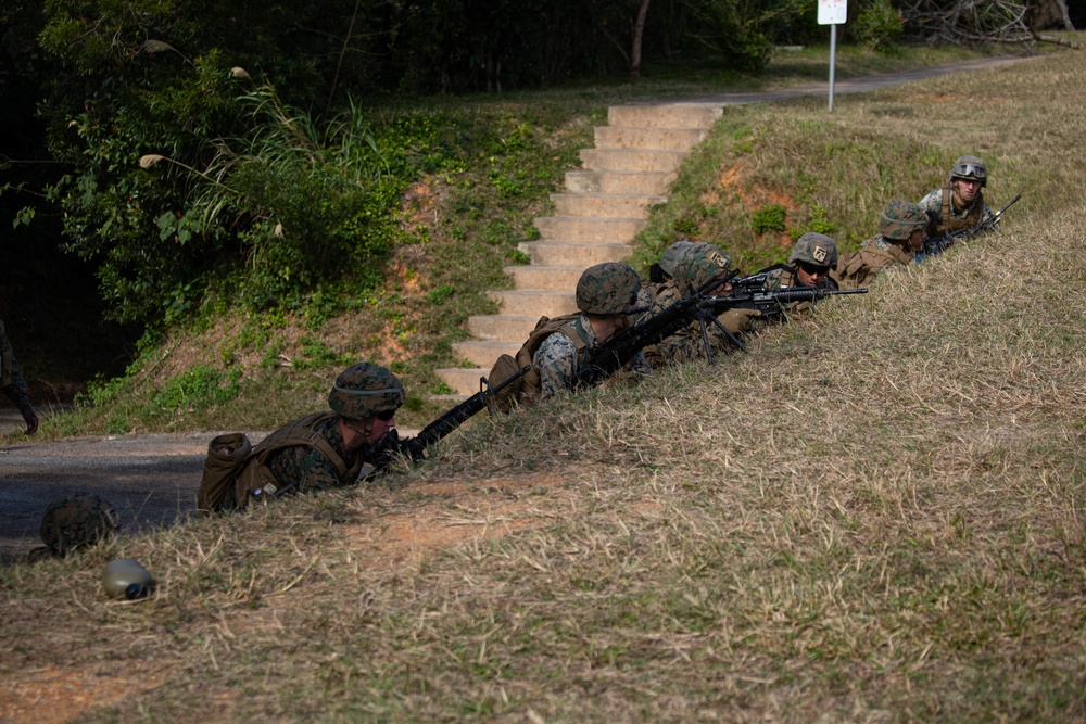Marines with CLR-37 conduct machine gun range