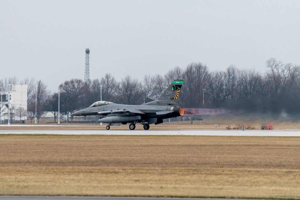 180FW Conducts Training Flights