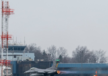 180FW Conducts Training Flights