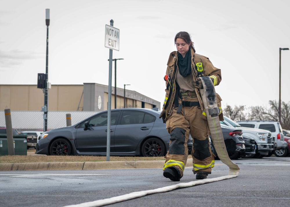 Team Shaw firefighters rapidly respond to vehicle fire