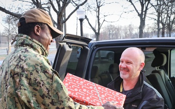NSWC IHD employees participates in the installation Chief Petty Officer Association’s annual holiday assistance program