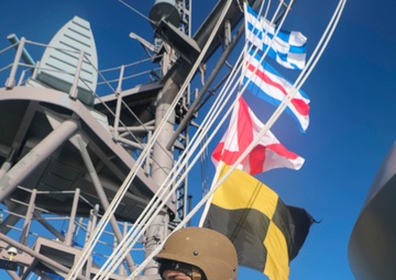 USS Chancellorsville stands watch